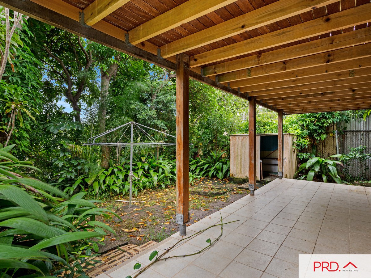37 Julia Street Burleigh Heads 11