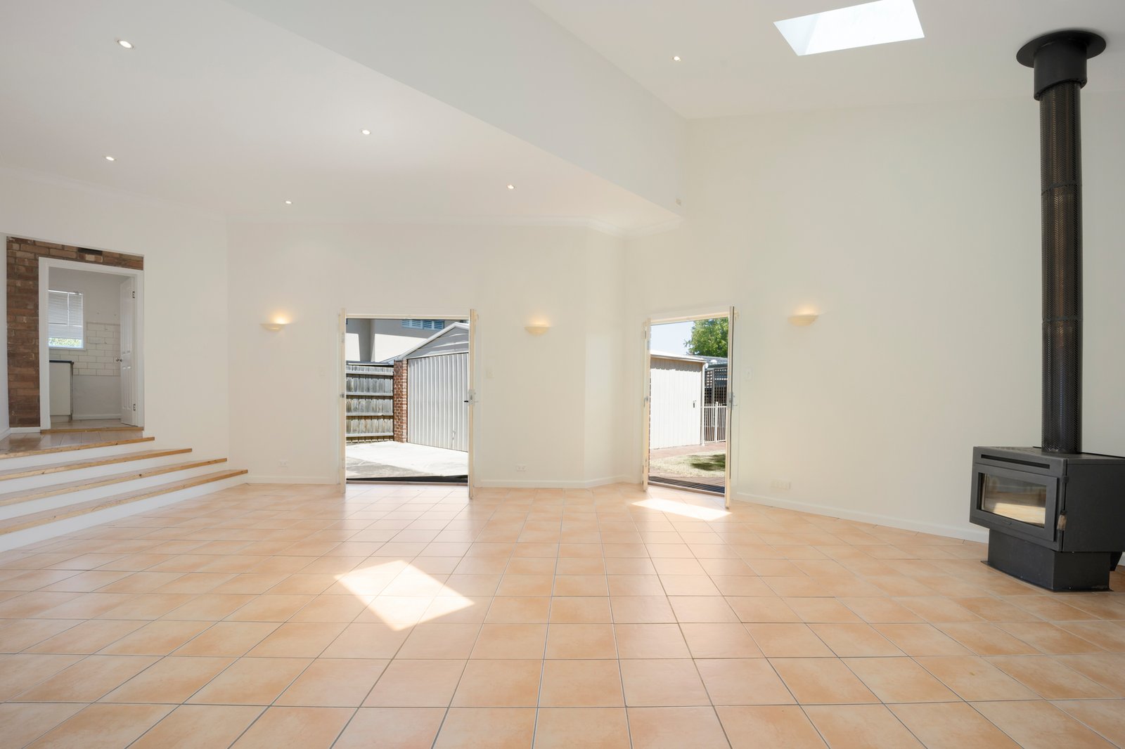 Gallery: 37 Keith Street