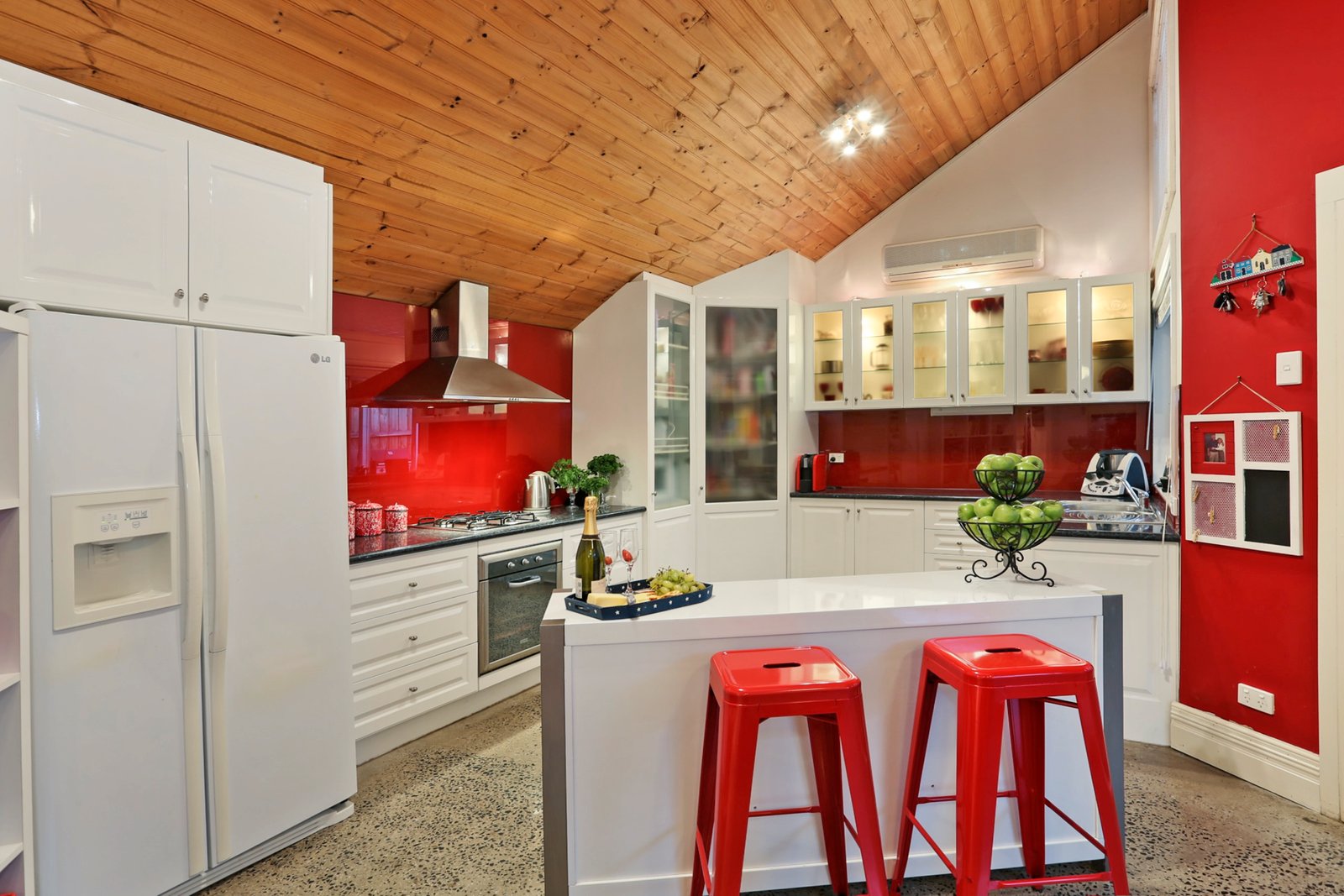 Gallery: 37 Kilgour Street