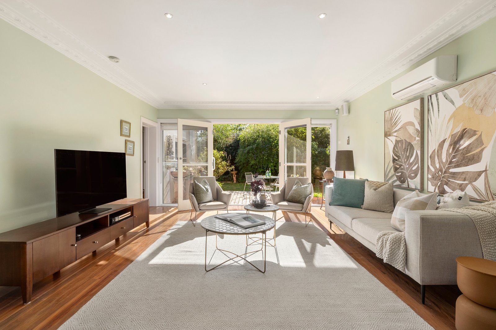 Gallery: 37 Kinane Street