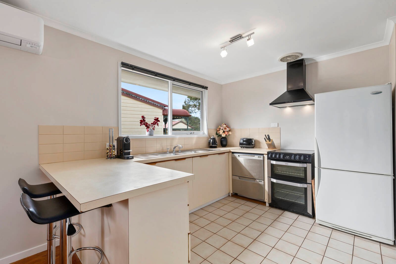 Real Estate and Property in 37 Knox Drive, Barwon Heads, VIC