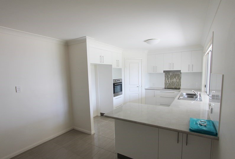 37 Koowin Drive KIRKWOOD 2