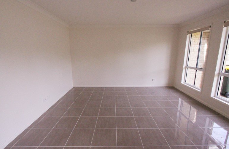 37 Koowin Drive KIRKWOOD 5