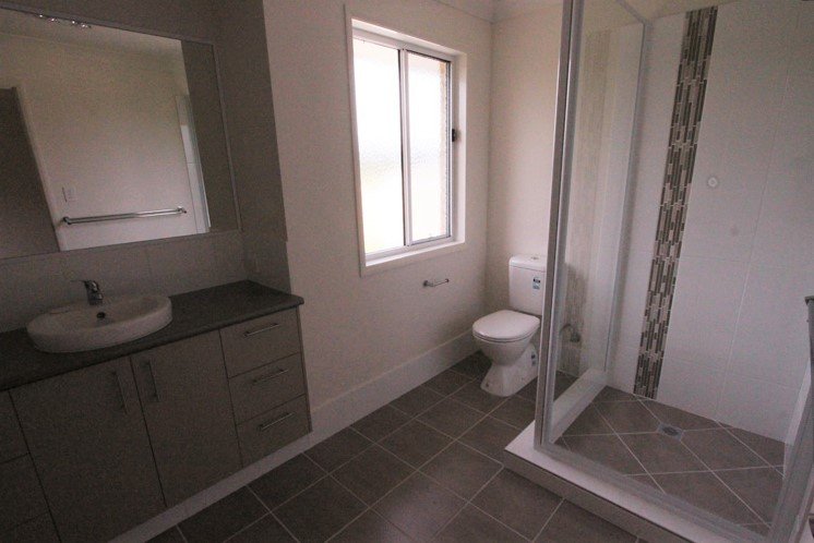 37 Koowin Drive KIRKWOOD 11