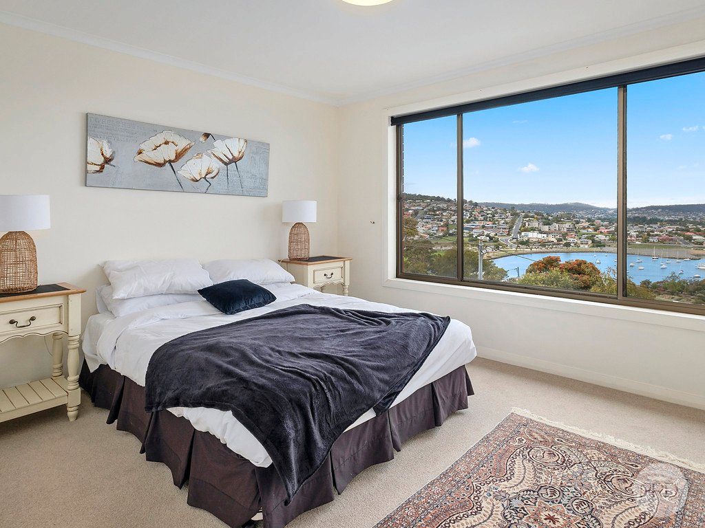 37 Leura Street ROSNY 9