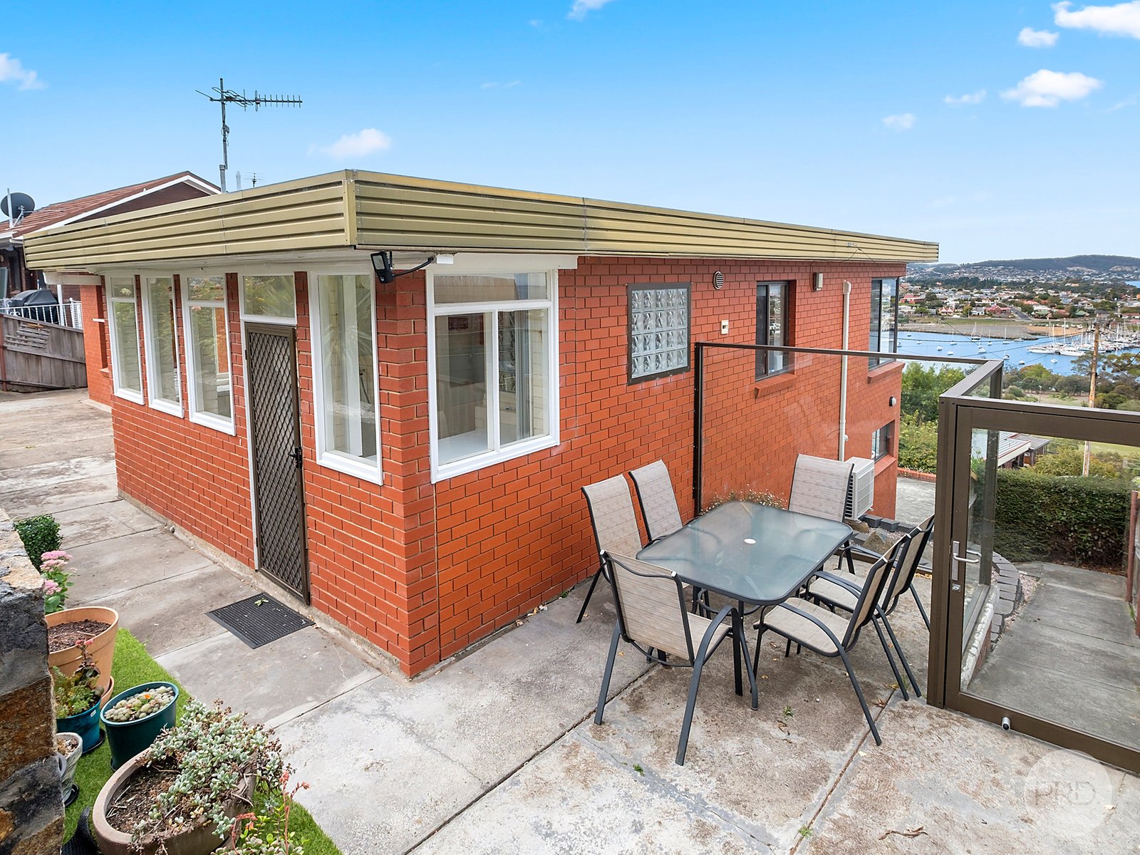 37 Leura Street ROSNY 11