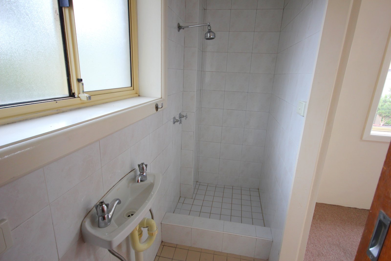 3/7 London Street ENMORE 7