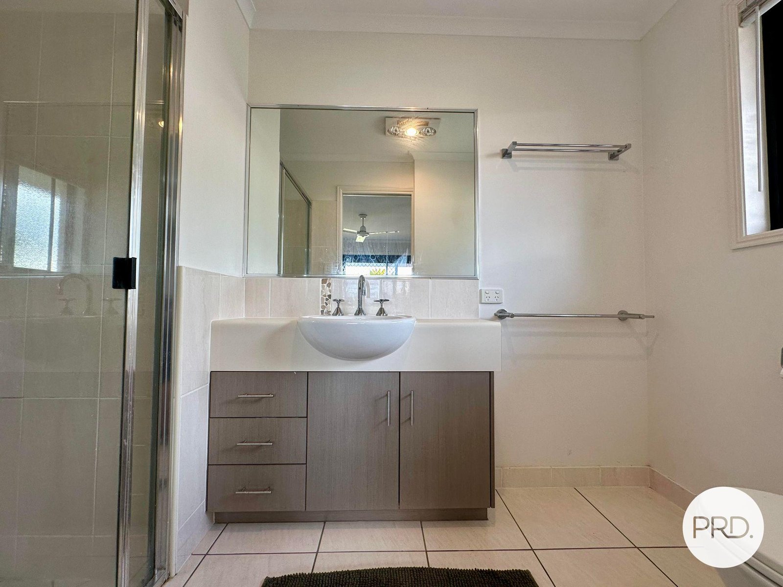 37 Longreach Court TANNUM SANDS 8