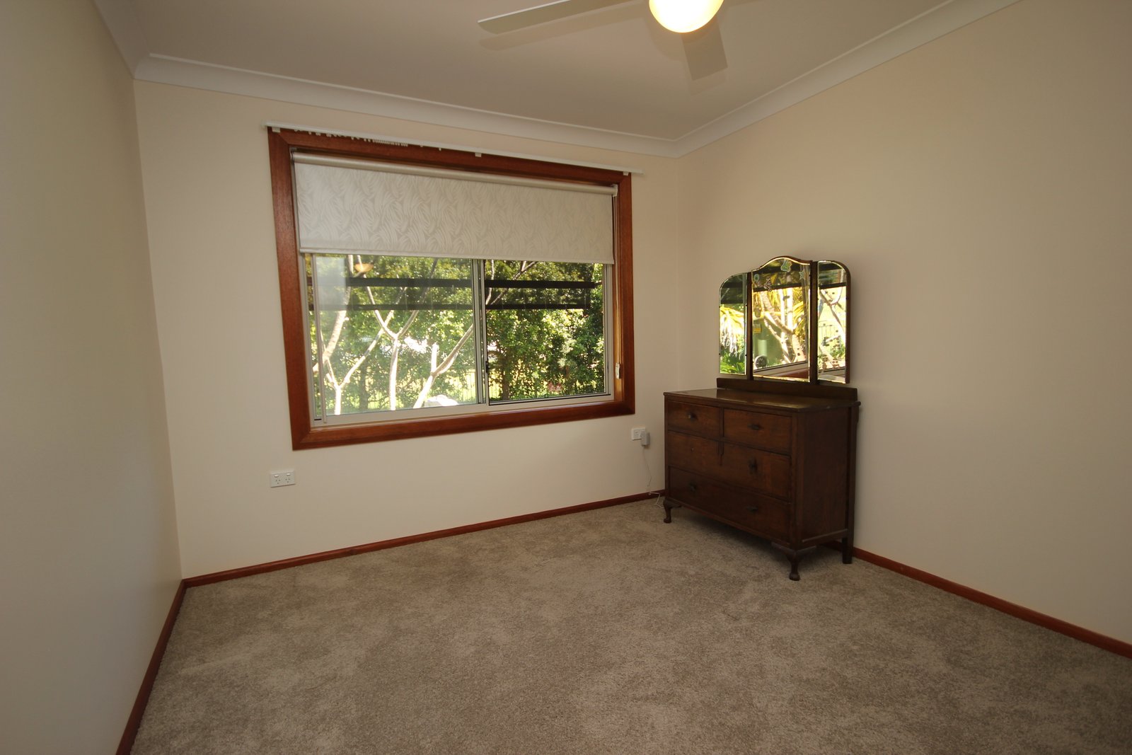 37 Lord Street LAURIETON 8