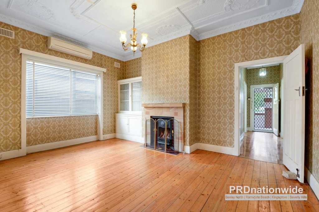 37 MacDonald Street SANS SOUCI 4