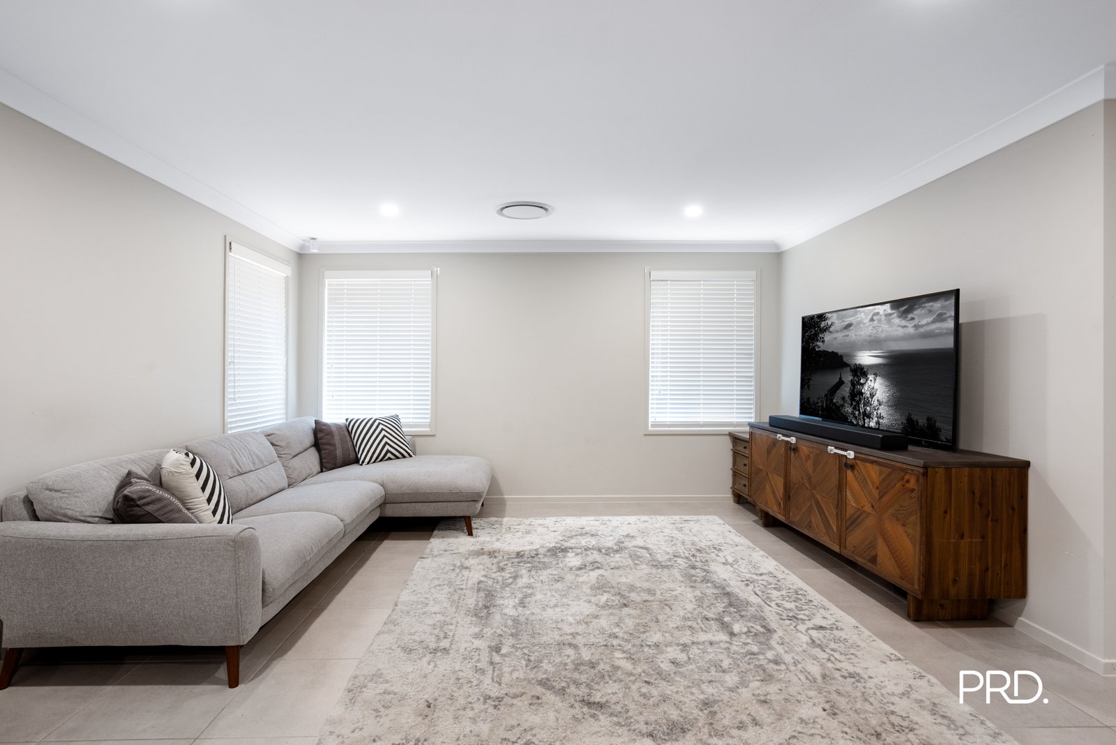 37 Marsh Road SILVERDALE 3