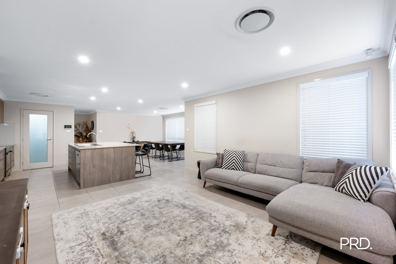 37 Marsh Road SILVERDALE 4