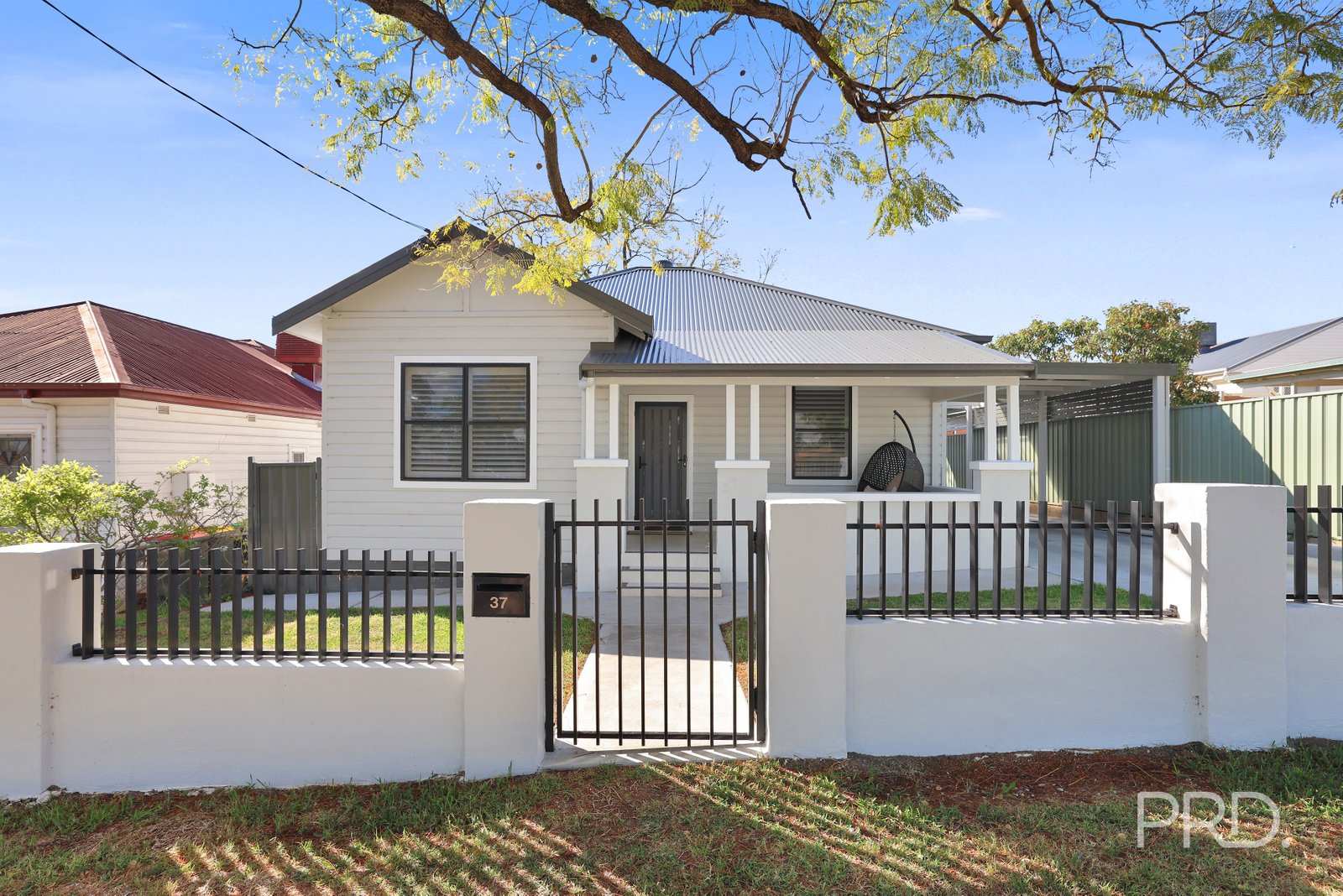 37 Mathews Street TAMWORTH 1