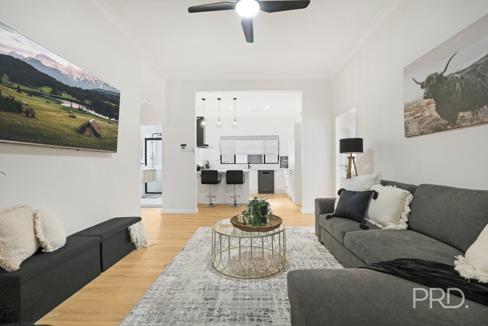 37 Mathews Street TAMWORTH 9