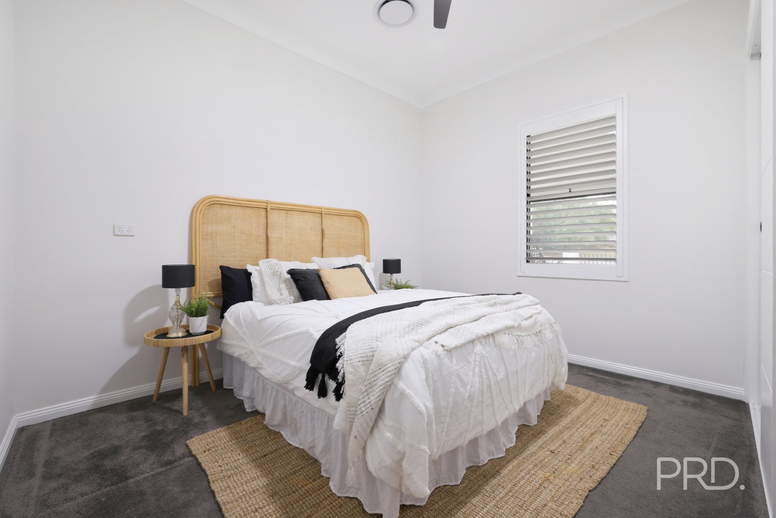 37 Mathews Street TAMWORTH 14