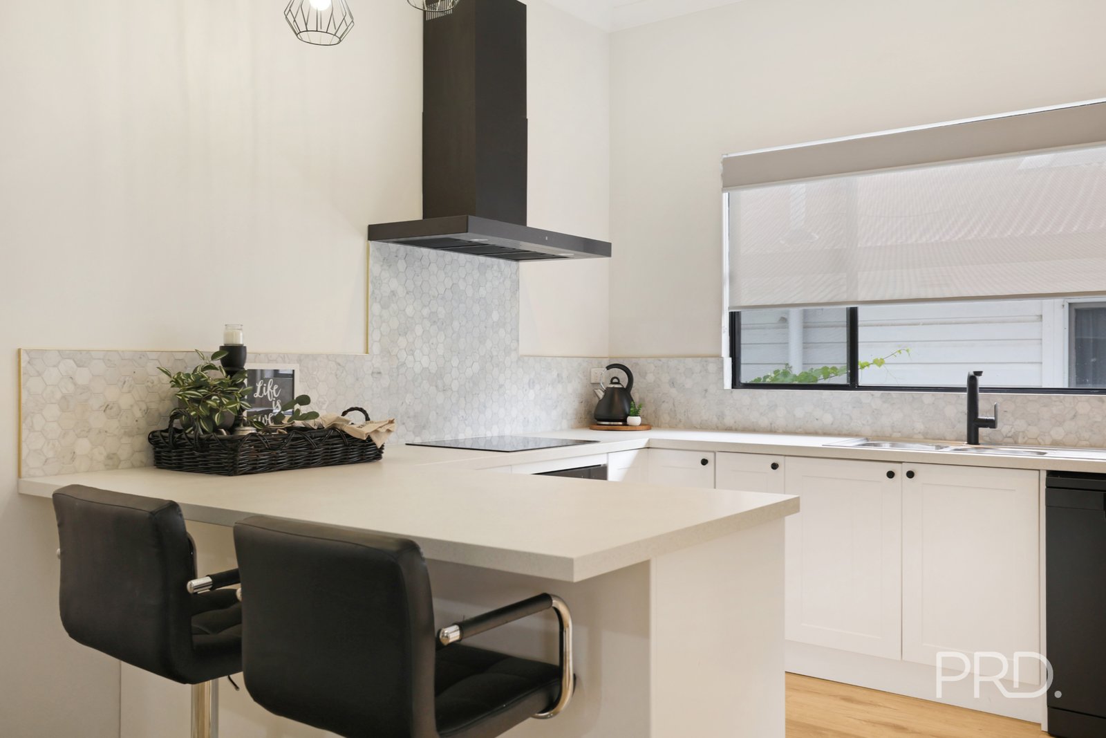 37 Mathews Street TAMWORTH 20