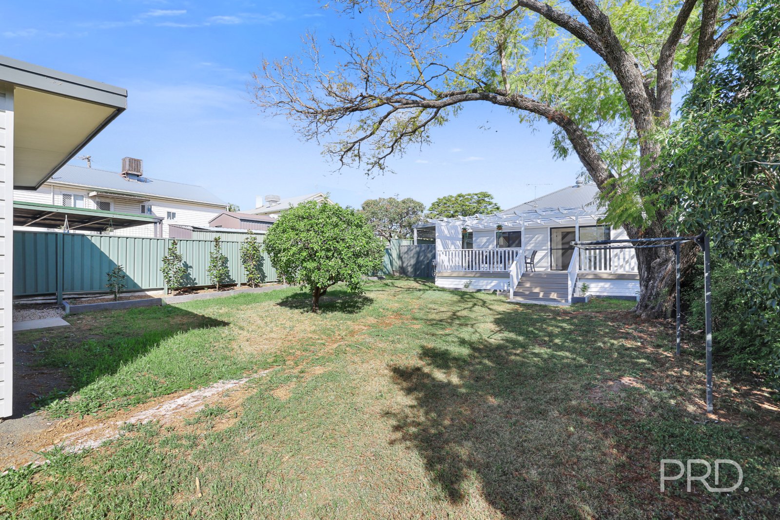 37 Mathews Street TAMWORTH 30