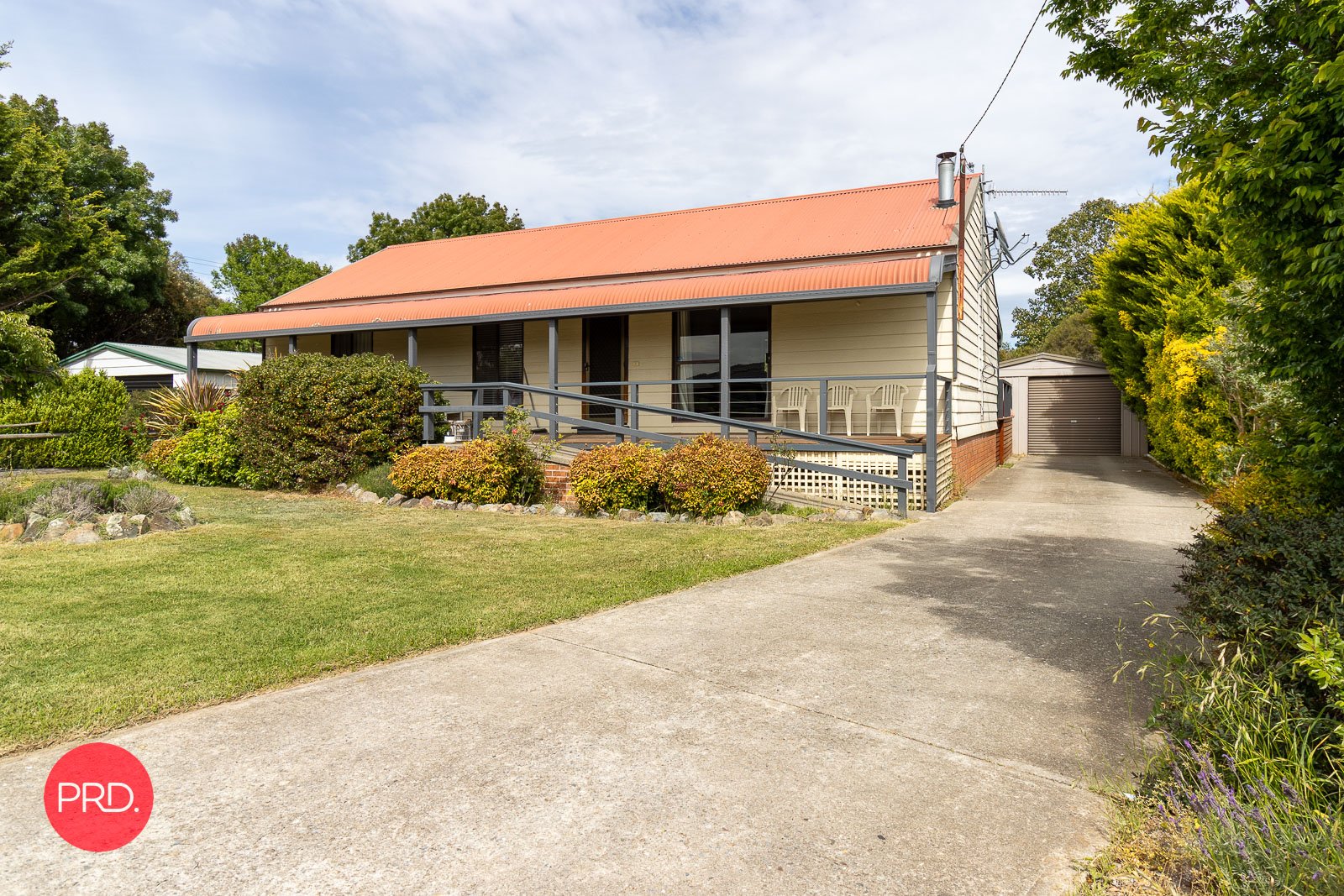 37 Mecca Lane BUNGENDORE 2
