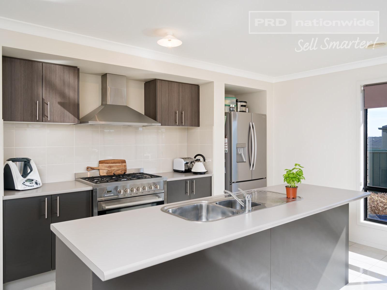 37 Melaleuca Drive FOREST HILL 2