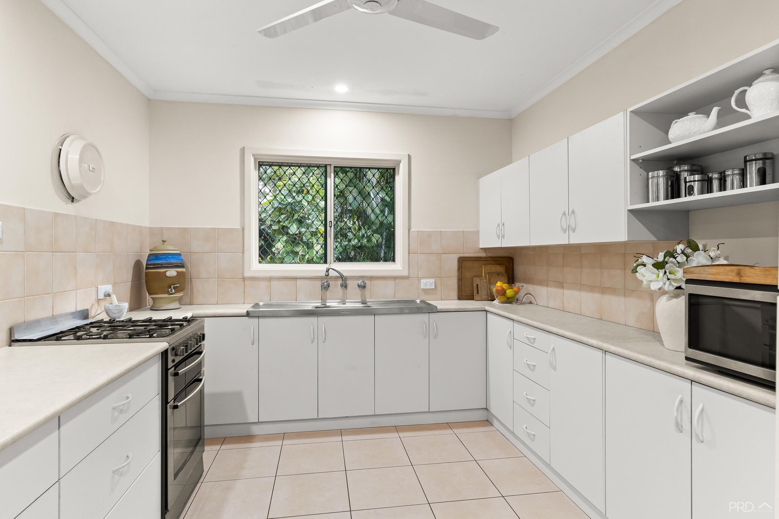 37 Miller Way BROOME 12