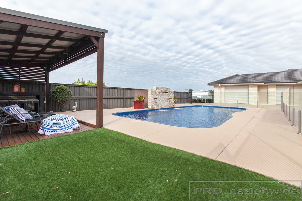 37 Mistfly Street CHISHOLM 5