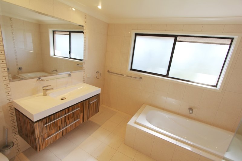 37 Mitchell Avenue MOLENDINAR 9