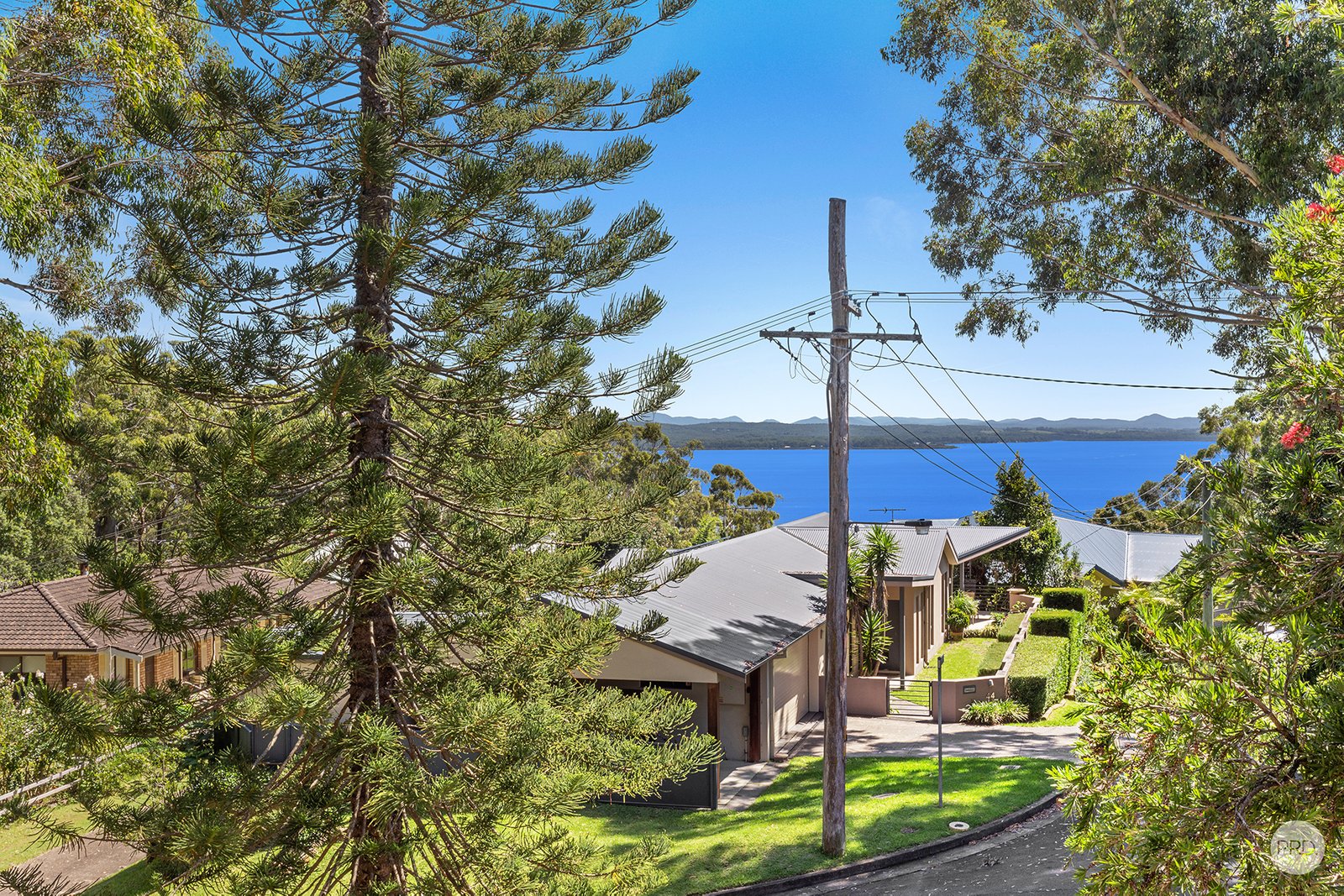 37 Mulubinda Parade CORLETTE 2