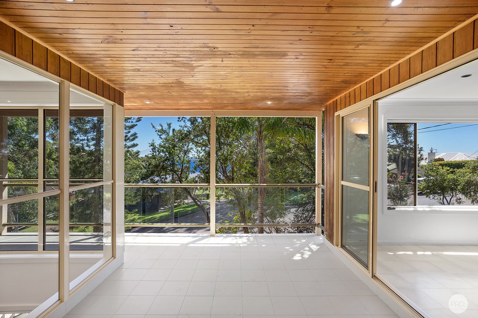 37 Mulubinda Parade CORLETTE 10