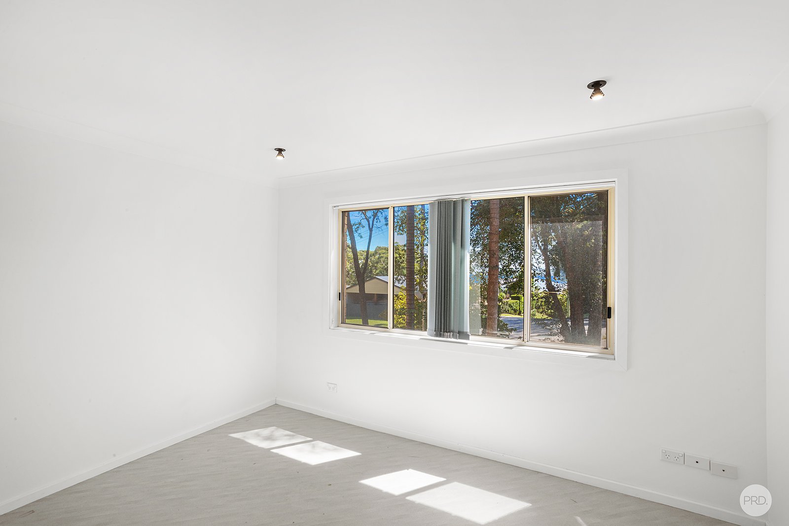 37 Mulubinda Parade CORLETTE 24