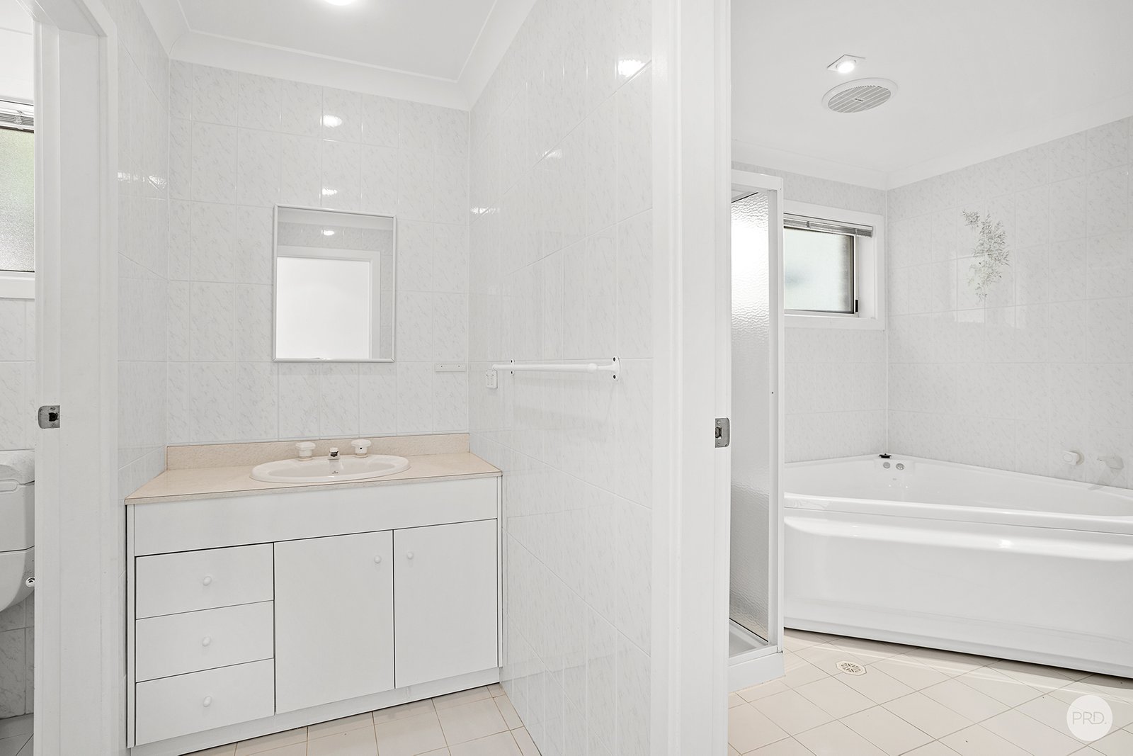 37 Mulubinda Parade CORLETTE 25