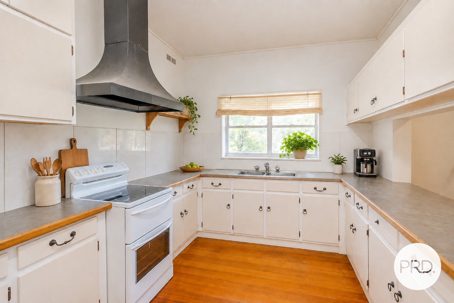 37 Neilpo Street DARETON 4
