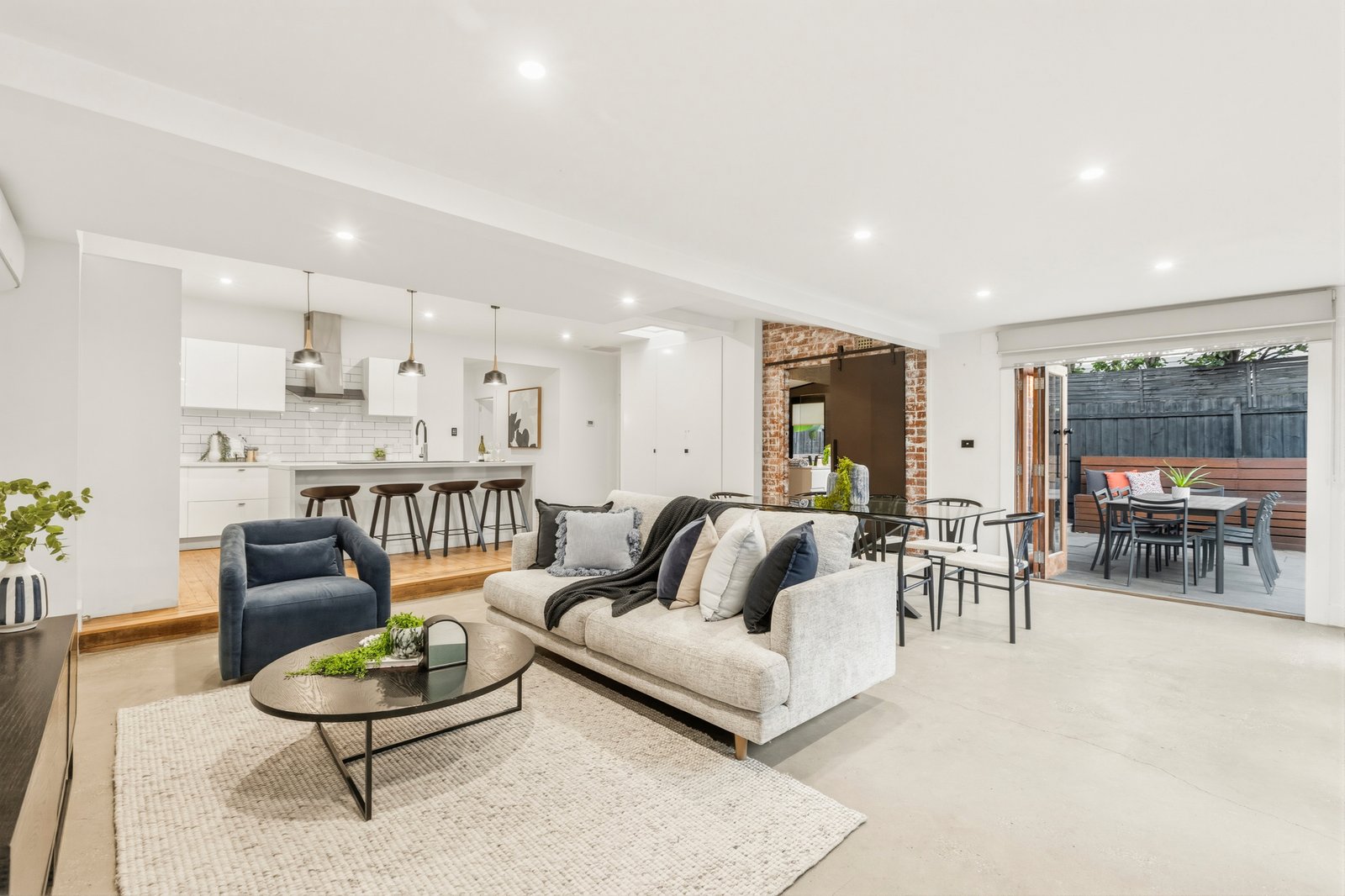 Gallery: 37 Nepean Avenue