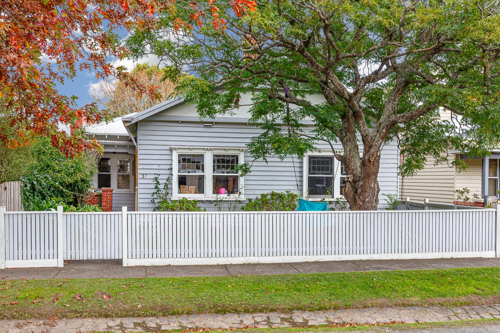 37 Nightingale Street, Newington VIC 3350 Buxton 2023