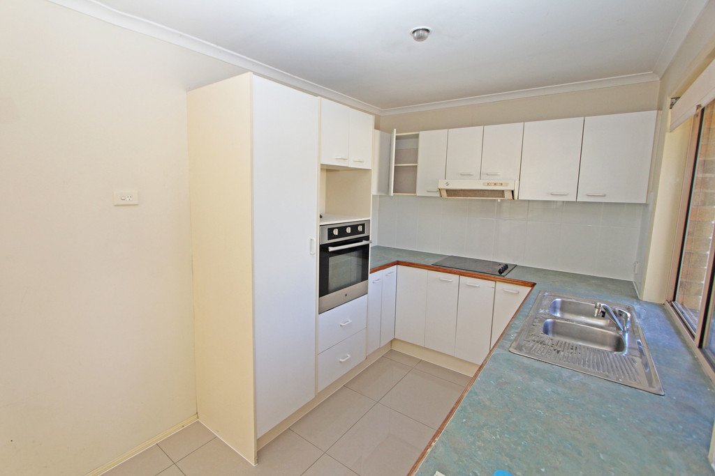 37 Oakdale Avenue NERANG 3