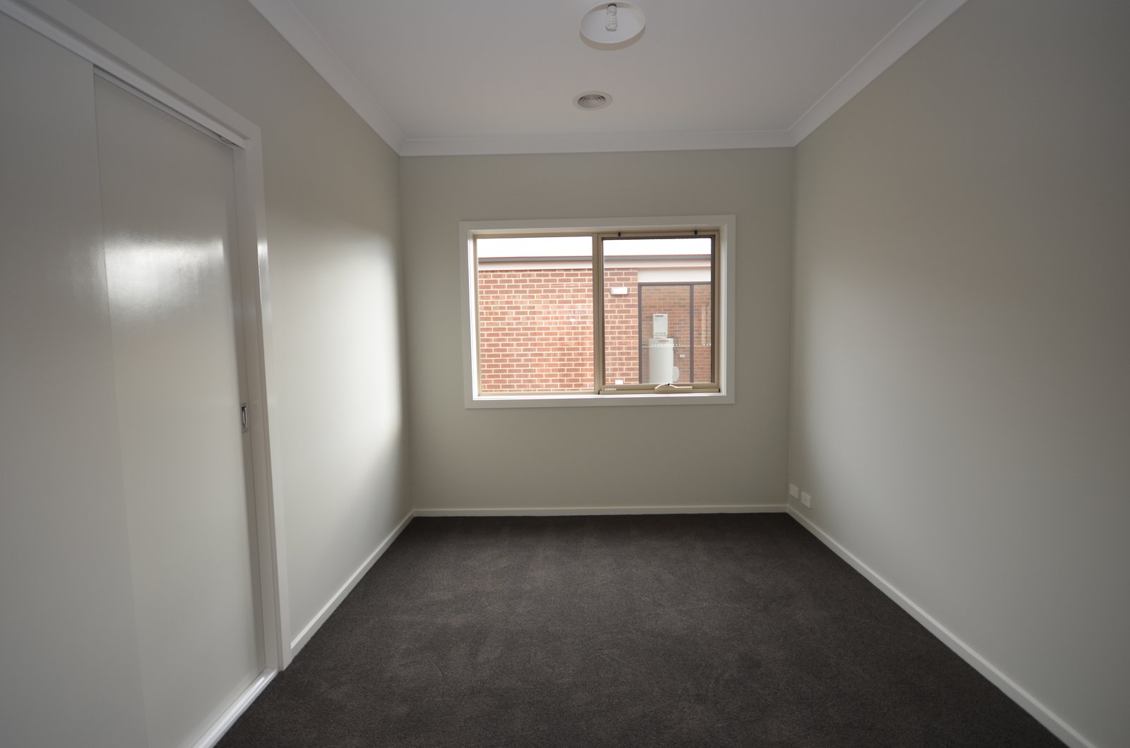 Gallery: 37 Orpington Crescent