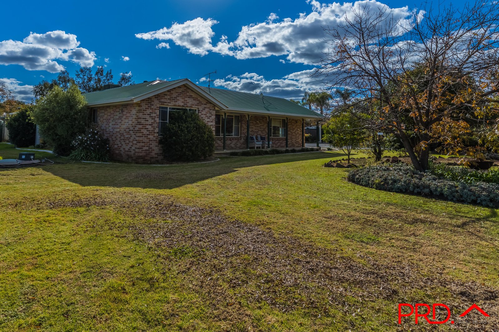 37 Pages Lane TAMWORTH 24