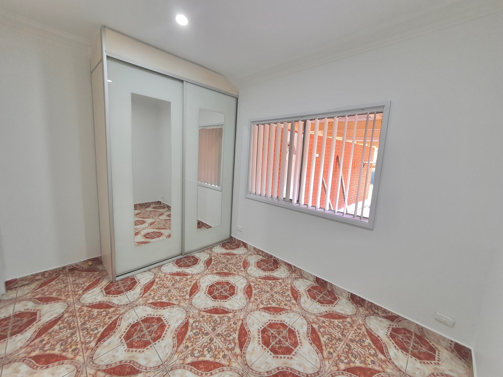 37 Pearce Street LIVERPOOL 6