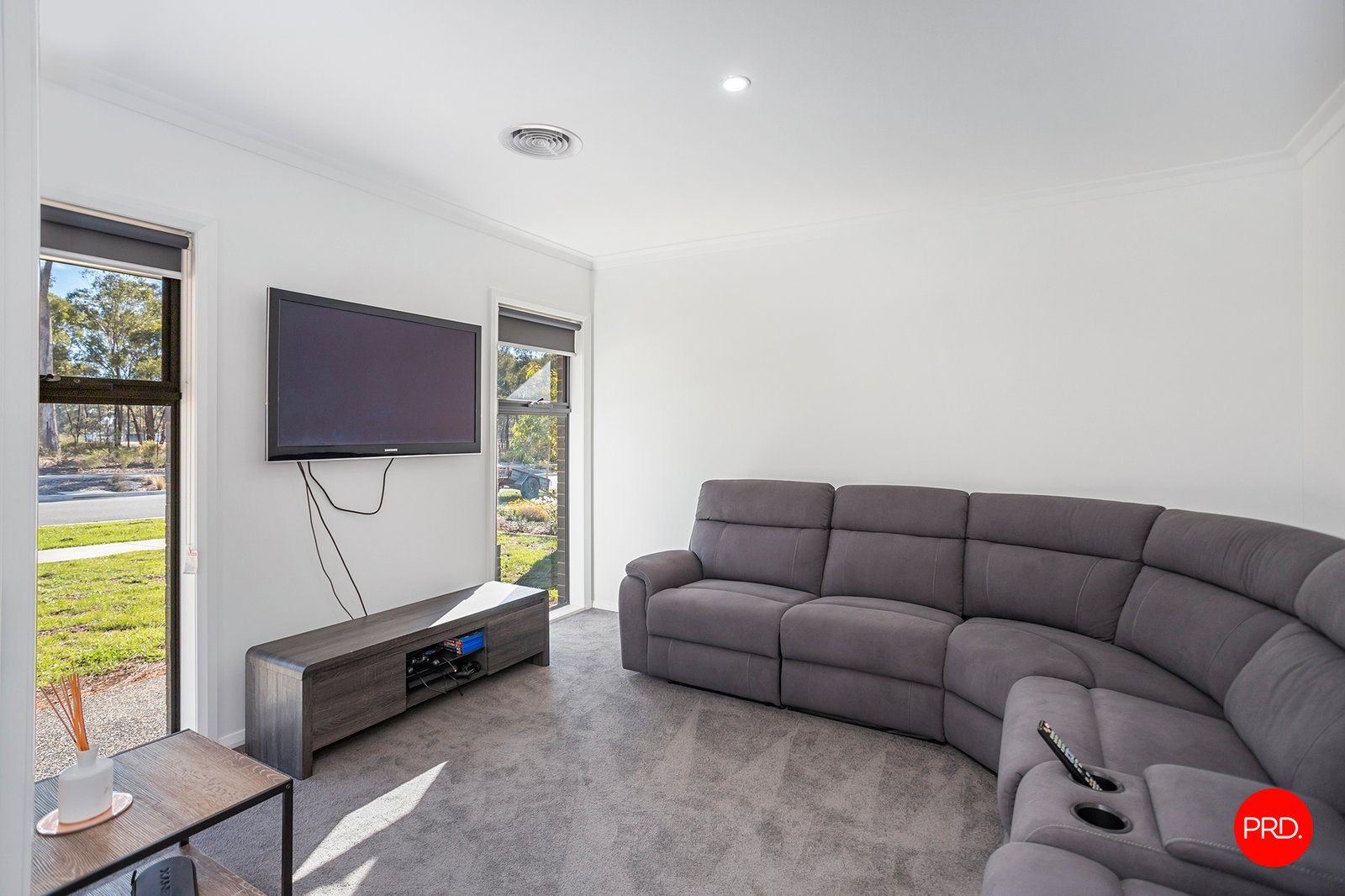 37 Pembroke Drive MARONG 2
