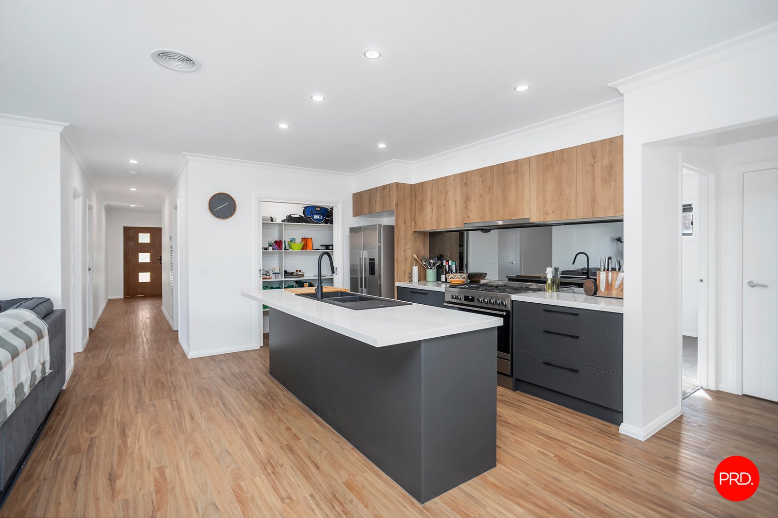 37 Pembroke Drive MARONG 5