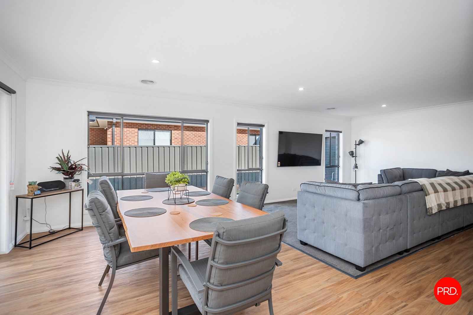 37 Pembroke Drive MARONG 6