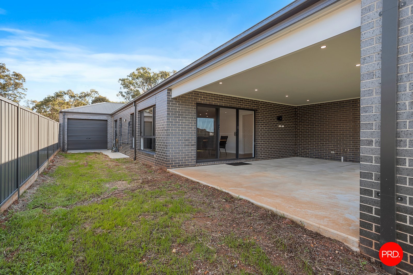 37 Pembroke Drive MARONG 21