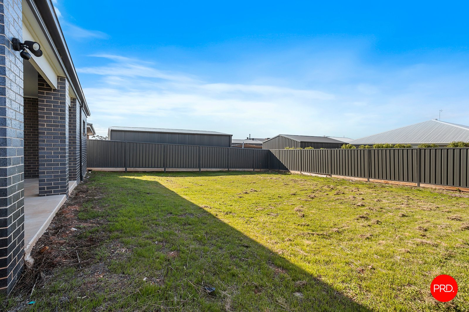 37 Pembroke Drive MARONG 22