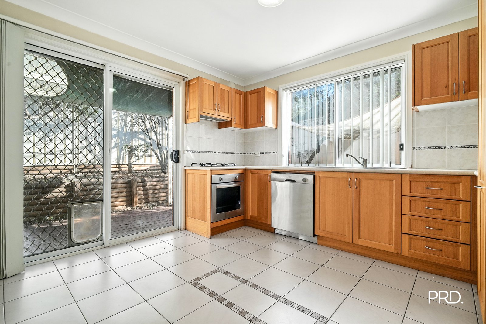 37 Ploughman Cres  Werrington Downs 2