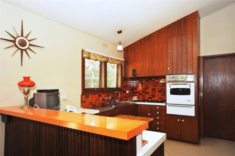 37 Putnam Avenue STRATHDALE 2