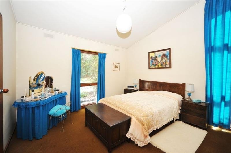 37 Putnam Avenue STRATHDALE 5