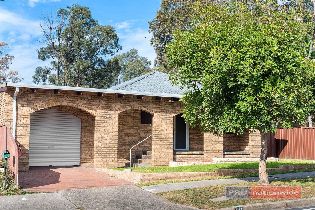 37 Queen Street REVESBY 2