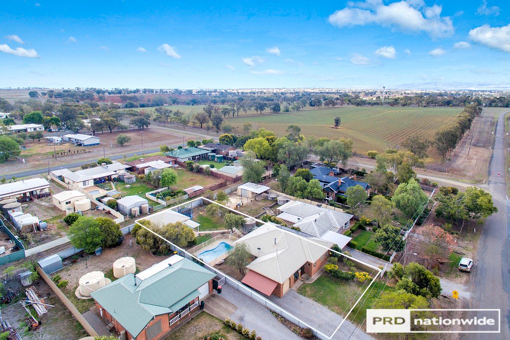 37 Railway Ave  DURI 17
