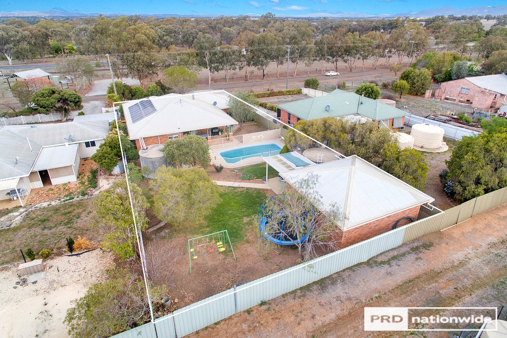 37 Railway Ave  DURI 19