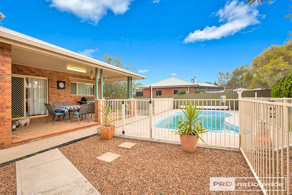 37 Railway Ave  DURI 22