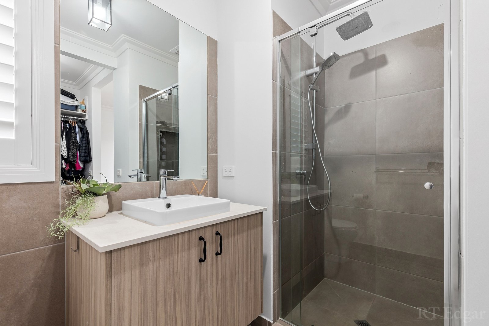 Real Estate and Property in 37 Reardon Crescent, St Leonards, VIC